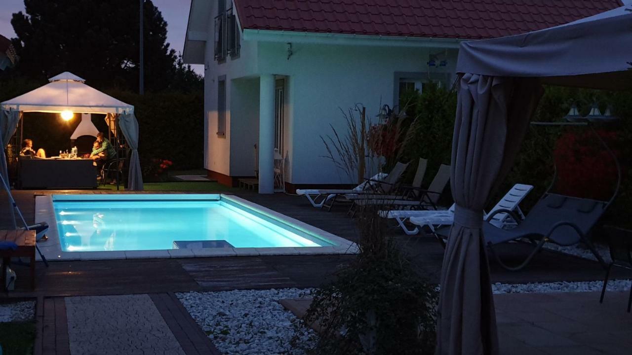 Dom Przy Basenie Villa Puck Kültér fotó